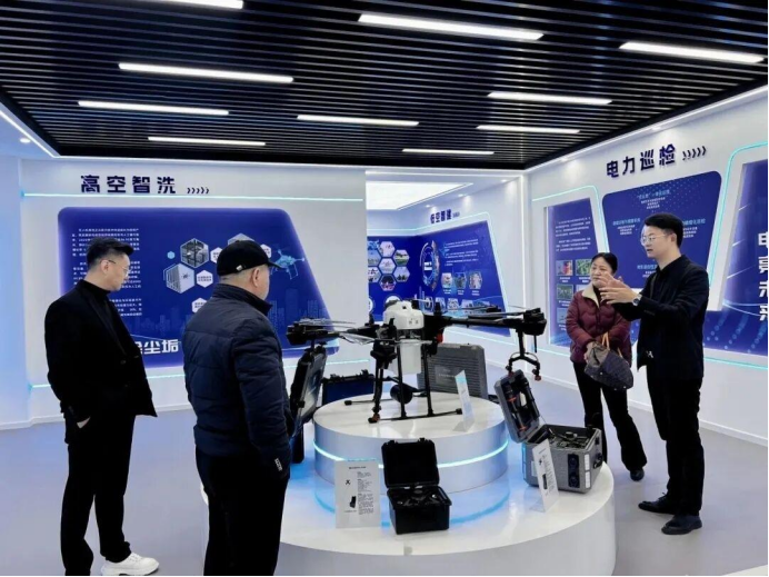 探索智慧建筑新路径 邗江建筑业协会赴翰德羽翼开展专题调研