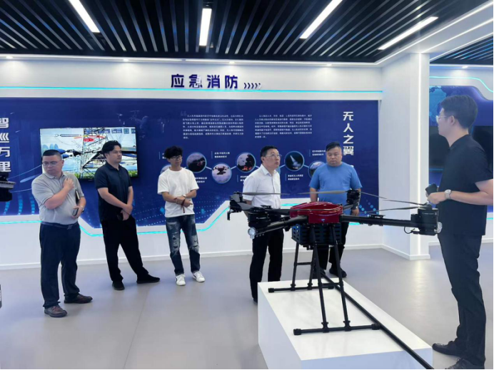 无锡南洋学院领导一行赴扬州无人机人才培养基地调研，共商低空经济人才培育新路径